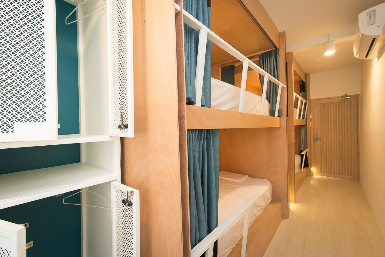 Suk18 Hostel (Adults Only) Bangkok Dış mekan fotoğraf