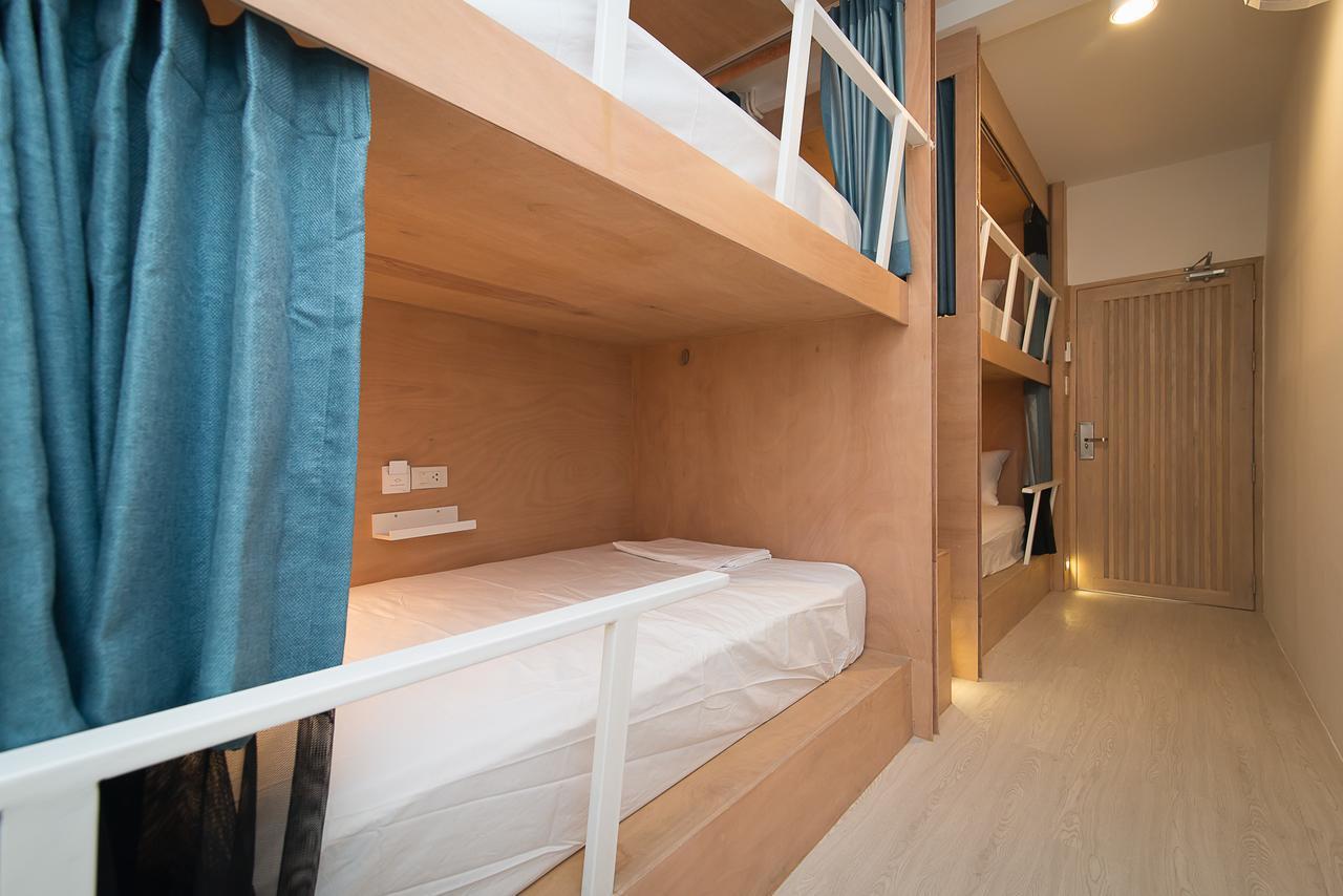 Suk18 Hostel (Adults Only) Bangkok Dış mekan fotoğraf