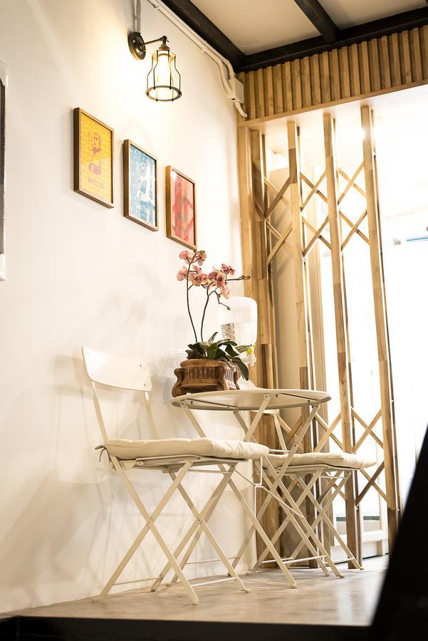 Suk18 Hostel (Adults Only) Bangkok Dış mekan fotoğraf