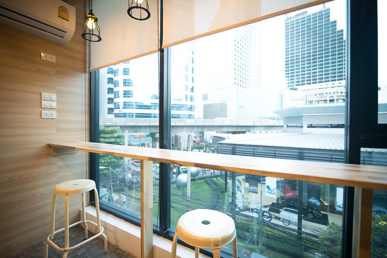 Suk18 Hostel (Adults Only) Bangkok Dış mekan fotoğraf